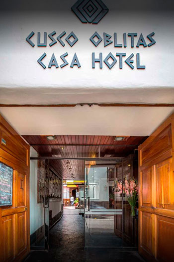 hotel-oblitas-entrada.jpg